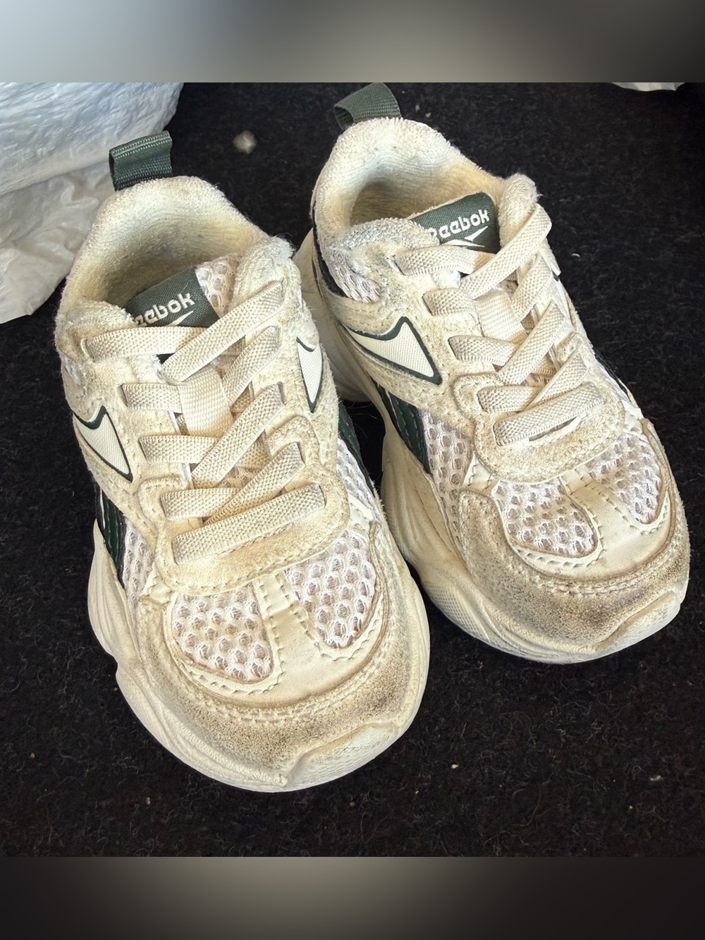 Reebok Charge Slip On Athletic Sneakers Size 6 Toddler
